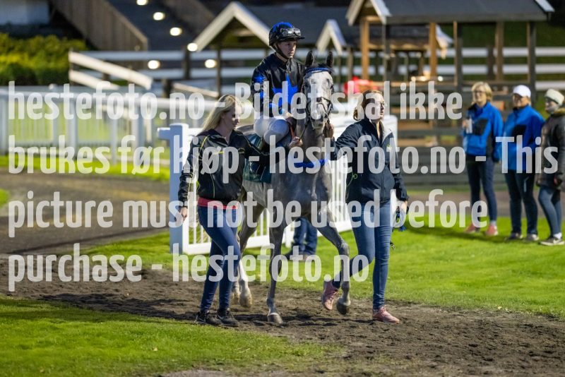 20220915-201536-DSC_3414