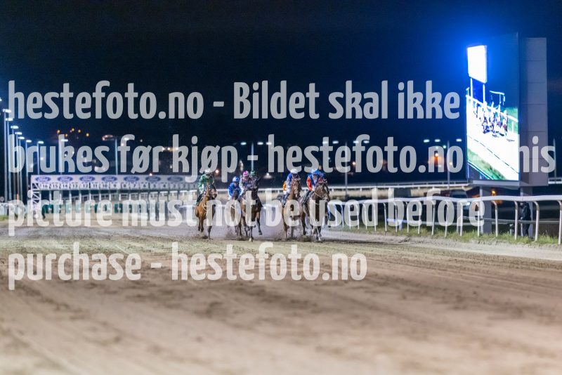 20221117-185435-DSC_0104
