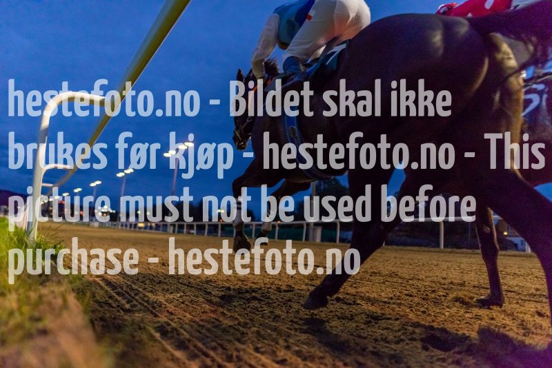 20210916-195953-EKE0549