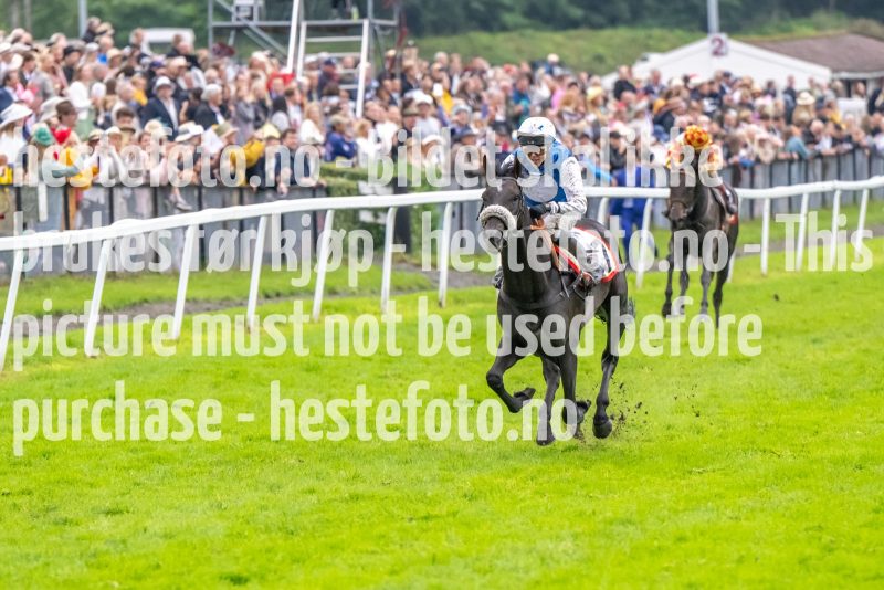 20230820-175218-3-6976