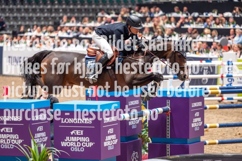 20231014-213934-104N-DSC_5580