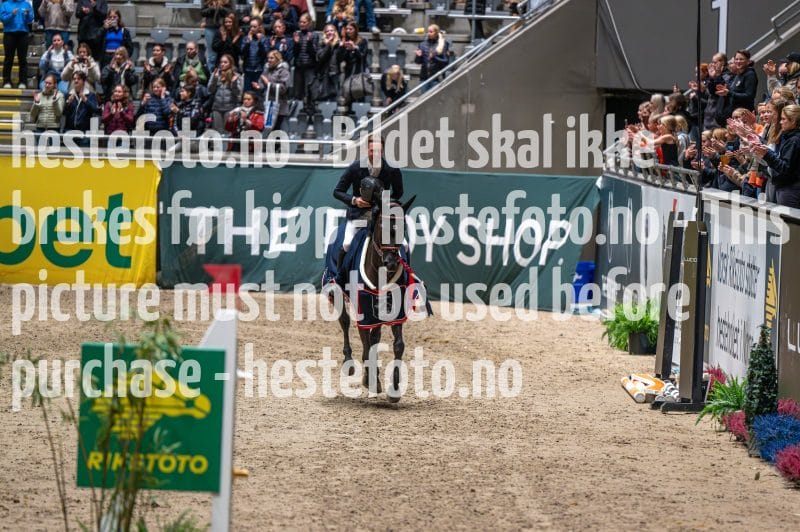 20231014-224045-219N-DSC_5496