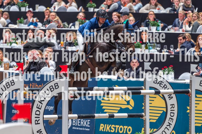 20231015-153723-104N-DSC_9101