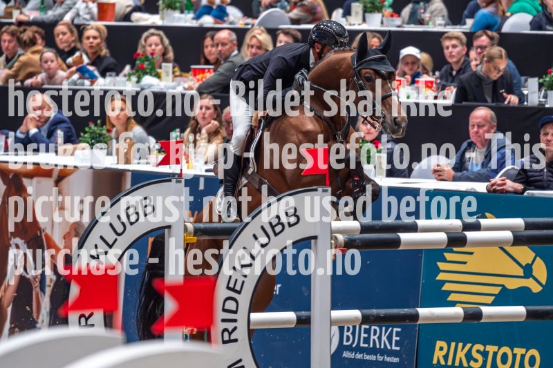 20231015-155522-104N-DSC_9777