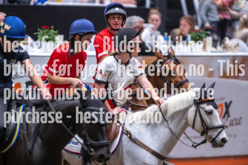 20231015-131556-219N-DSC_9001