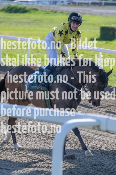 20240517-180248-DSC_3395