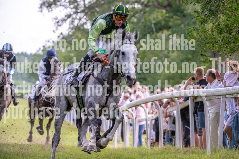 20240615-152351-stromsholm-20240615-lop-429