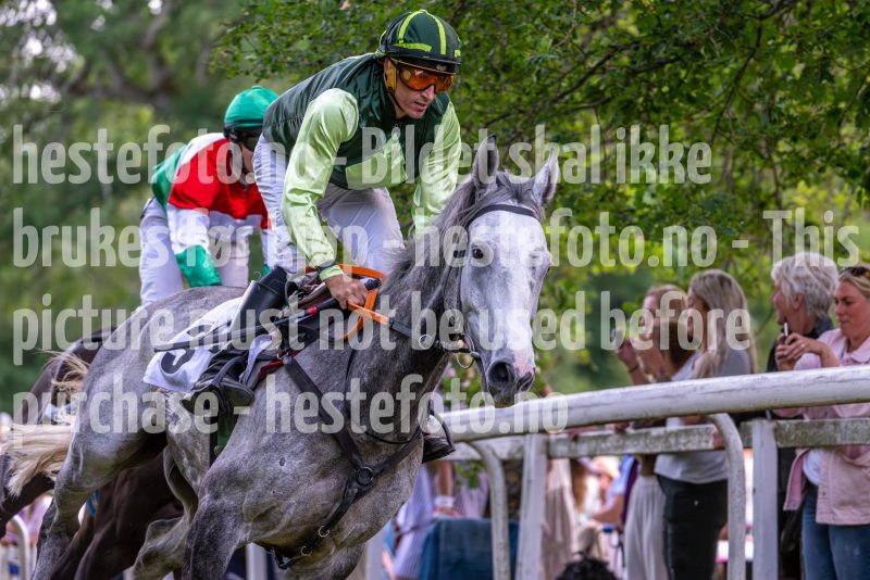 20240615-152352-stromsholm-20240615-lop-432