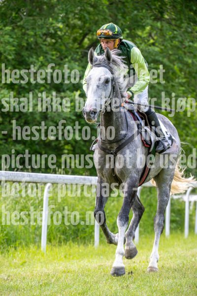 20240615-152548-stromsholm-20240615-lop-440