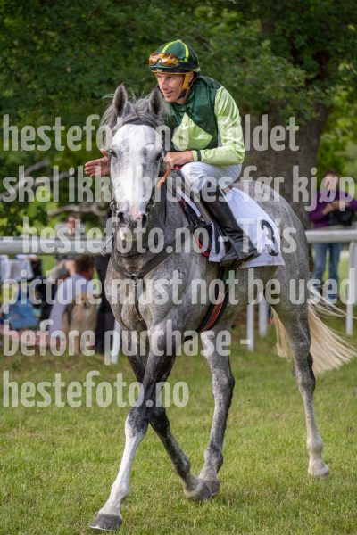 20240615-152559-stromsholm-20240615-lop-444