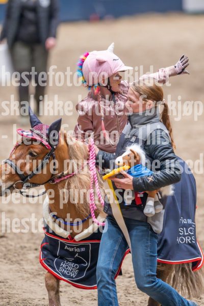 20241020-131939-2024-10-20-13-19-39-58-NIKON-Z-9