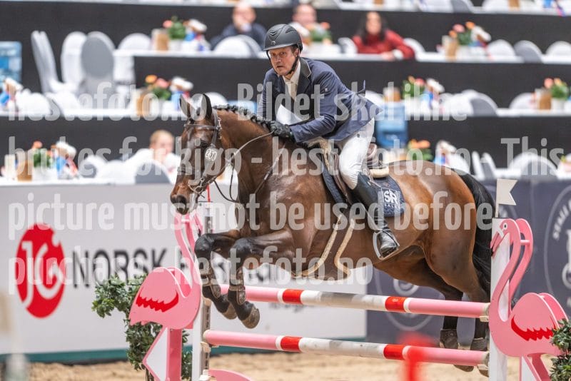 20241020-091736-2024-10-20-09-17-37-67-NIKON-Z-9