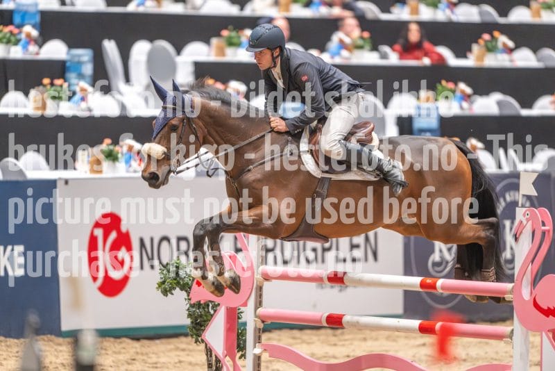 20241020-092946-2024-10-20-09-29-46-31-NIKON-Z-9