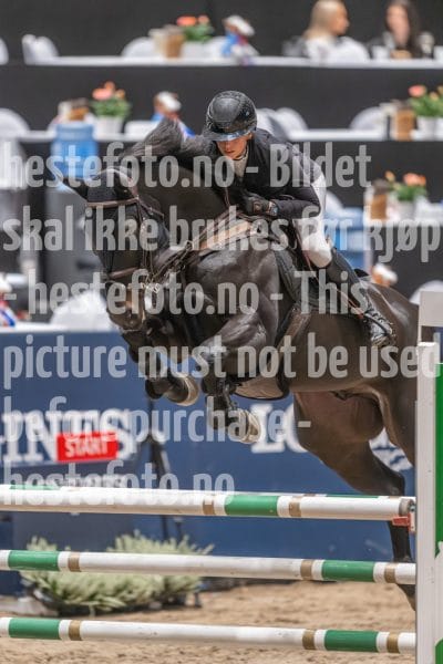 20241020-093644-2024-10-20-09-36-44-21-NIKON-Z-9