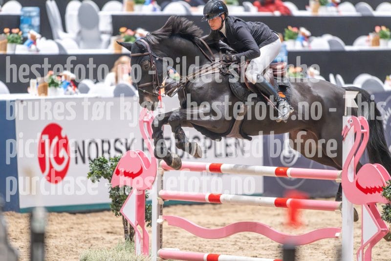 20241020-093708-2024-10-20-09-37-09-71-NIKON-Z-9