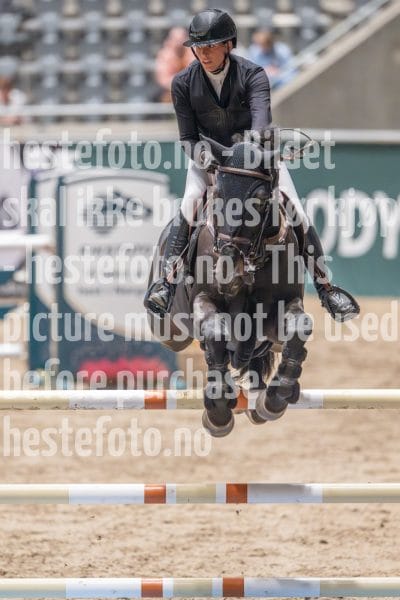 20241020-093730-2024-10-20-09-37-30-27-NIKON-Z-9