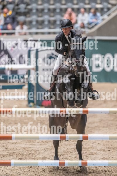 20241020-093729-2024-10-20-09-37-30-97-NIKON-Z-9