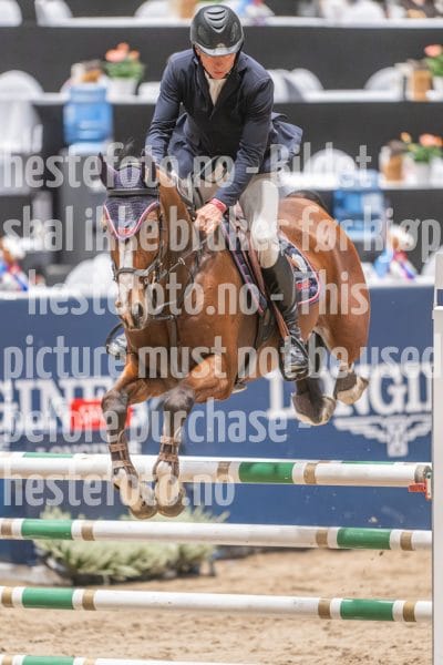 20241020-094036-2024-10-20-09-40-37-87-NIKON-Z-9