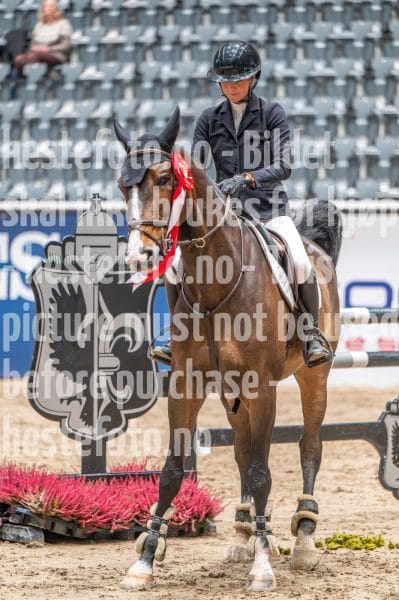 20241020-094852-2024-10-20-09-48-53-49-NIKON-Z-6-2