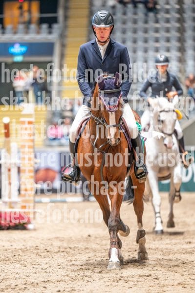 20241020-094933-2024-10-20-09-49-34-59-NIKON-Z-6-2