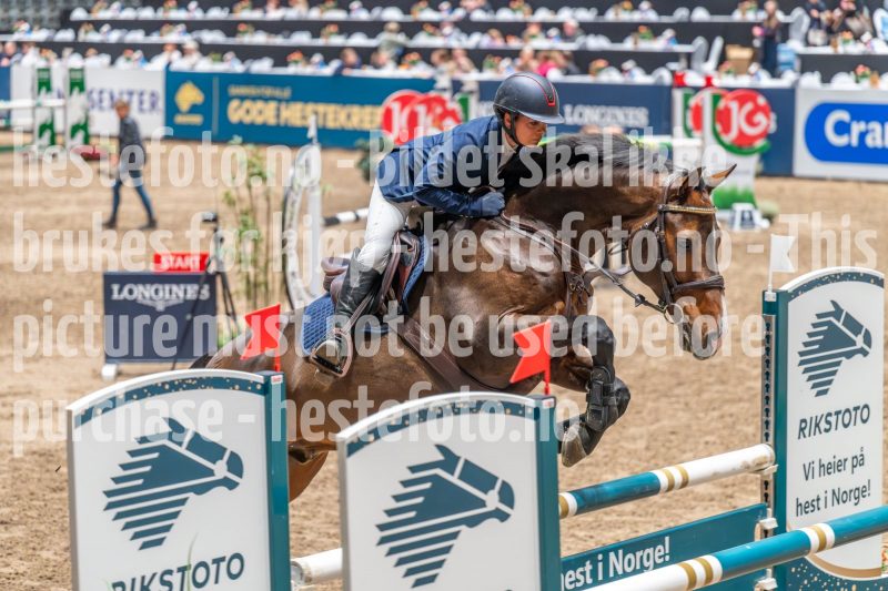 20241020-104413-2024-10-20-10-44-14-57-NIKON-Z-6-2