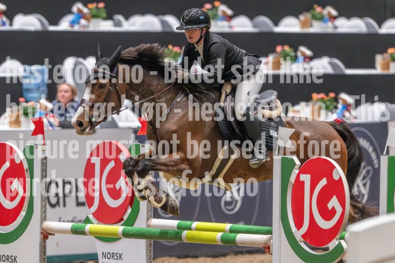 20241020-105215-2024-10-20-10-52-16-84-NIKON-Z-9