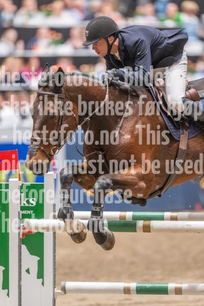 20241020-172710-2024-10-20-17-27-11-39-NIKON-Z-9