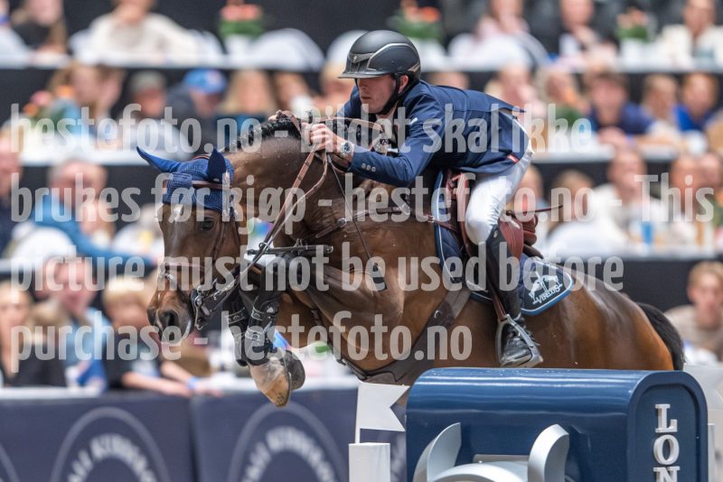 20241020-154426-2024-10-20-15-44-26-56-NIKON-Z-9