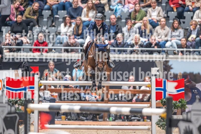 20241020-154423-2024-10-20-15-44-23-13-NIKON-Z-9