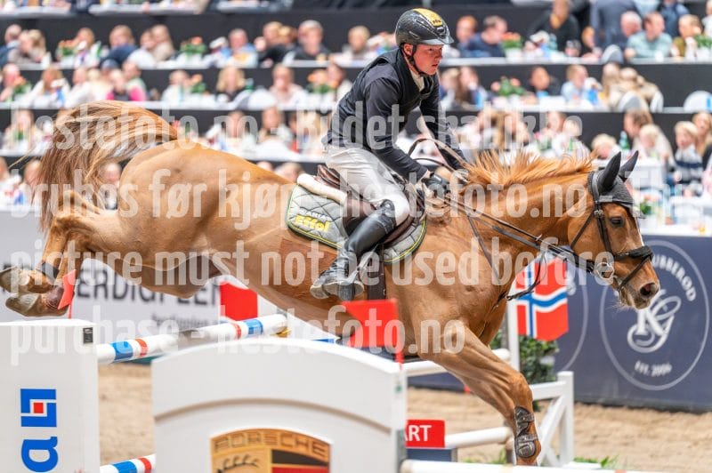 20241020-154645-2024-10-20-15-46-46-58-NIKON-Z-6-2