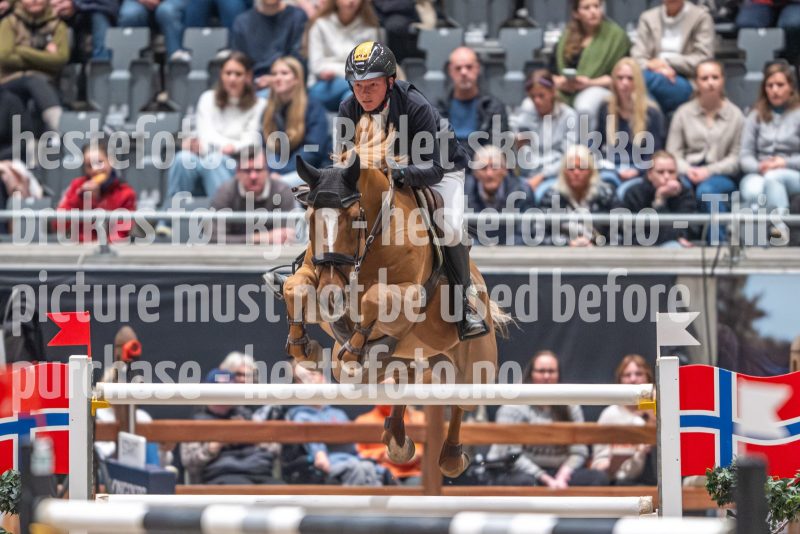 20241020-154715-2024-10-20-15-47-15-01-NIKON-Z-9