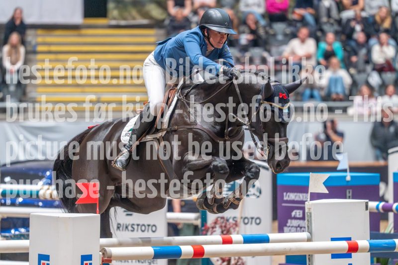 20241020-154834-2024-10-20-15-48-34-00-NIKON-Z-6-2