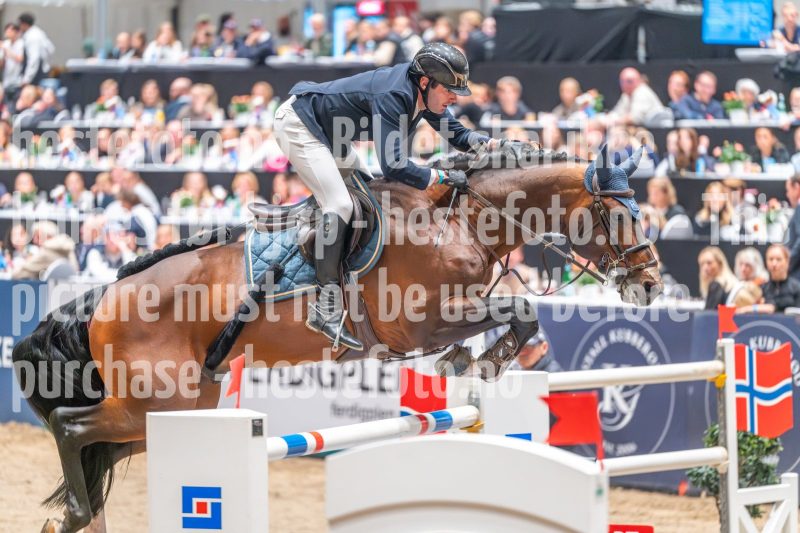 20241020-155102-2024-10-20-15-51-02-10-NIKON-Z-6-2