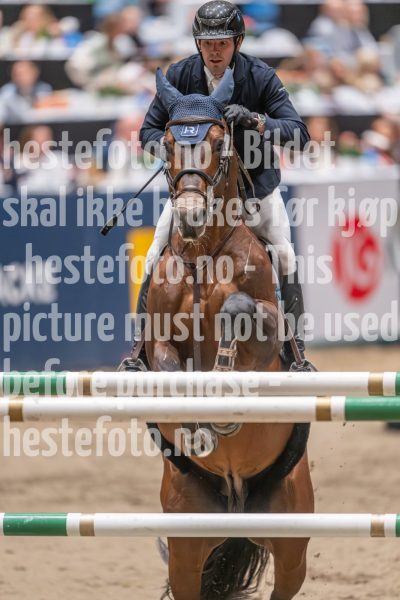 20241020-155111-2024-10-20-15-51-11-14-NIKON-Z-9