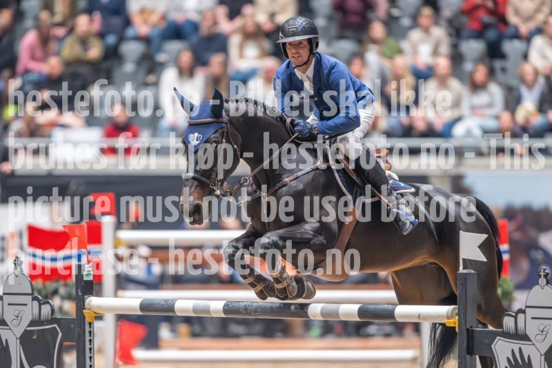 20241020-155324-2024-10-20-15-53-25-84-NIKON-Z-9