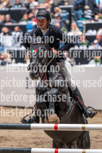20241020-155513-2024-10-20-15-55-13-05-NIKON-Z-6-2