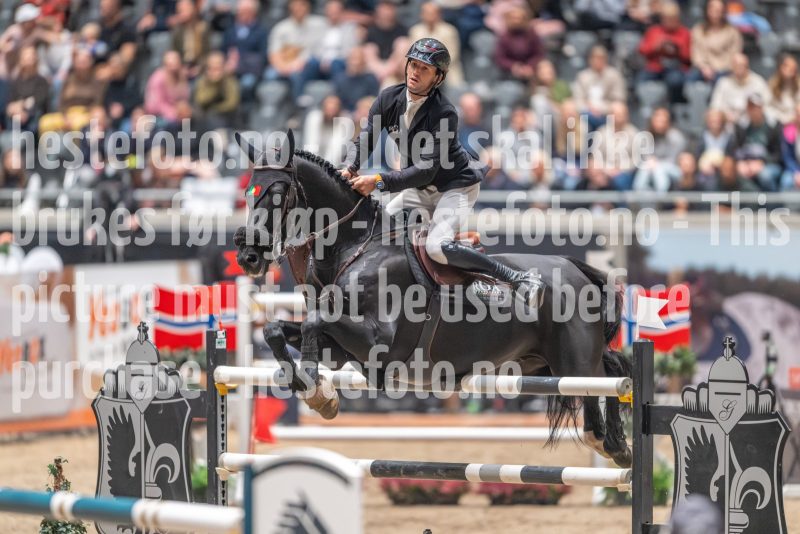 20241020-155608-2024-10-20-15-56-09-80-NIKON-Z-9