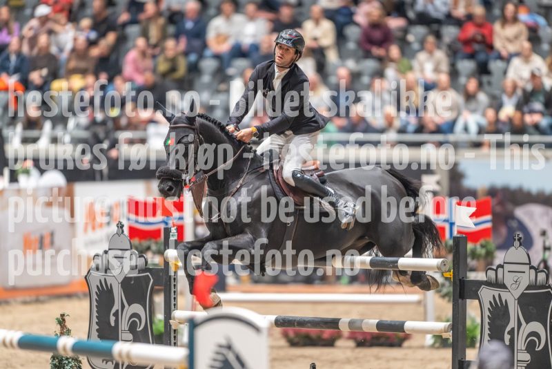 20241020-155608-2024-10-20-15-56-09-85-NIKON-Z-9