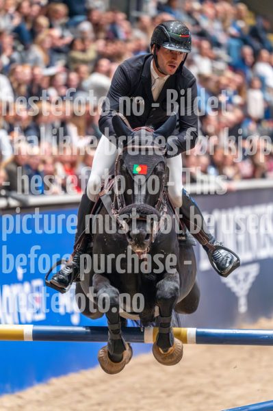 20241020-155619-2024-10-20-15-56-20-69-NIKON-Z-6-2