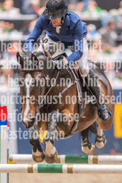 20241020-161605-2024-10-20-16-16-05-20-NIKON-Z-9