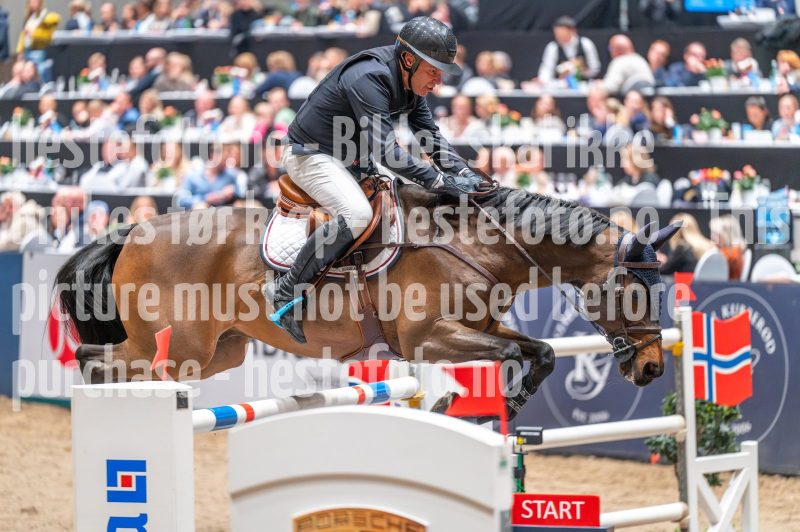 20241020-162630-2024-10-20-16-26-31-89-NIKON-Z-6-2