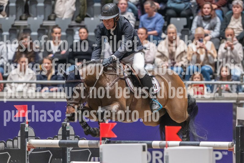 20241020-162631-2024-10-20-16-26-32-72-NIKON-Z-9