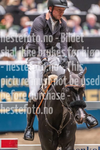 20241020-162825-2024-10-20-16-28-26-99-NIKON-Z-9