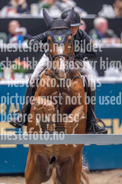 20241020-163035-2024-10-20-16-30-36-78-NIKON-Z-9