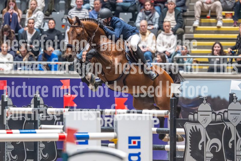 20241020-163255-2024-10-20-16-32-56-69-NIKON-Z-9