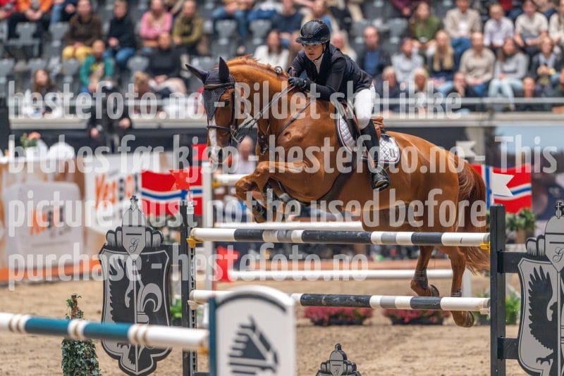 20241020-163508-2024-10-20-16-35-09-93-NIKON-Z-9