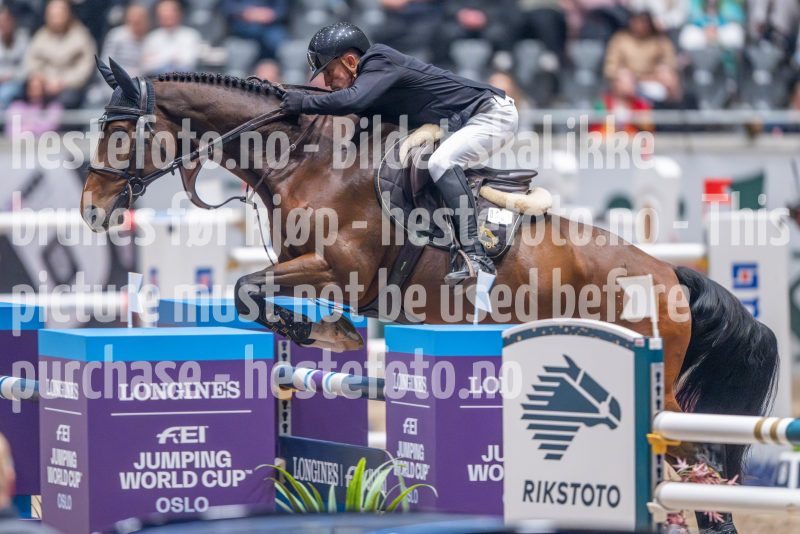 20241020-163704-2024-10-20-16-37-05-97-NIKON-Z-9
