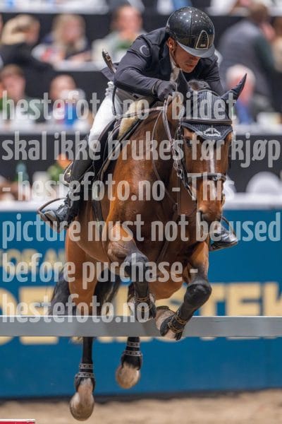 20241020-163711-2024-10-20-16-37-12-91-NIKON-Z-9