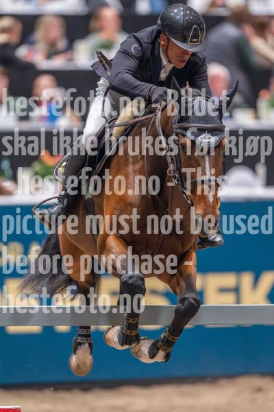 20241020-163711-2024-10-20-16-37-12-96-NIKON-Z-9