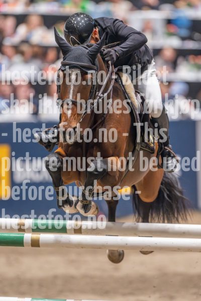 20241020-163739-2024-10-20-16-37-39-20-NIKON-Z-9
